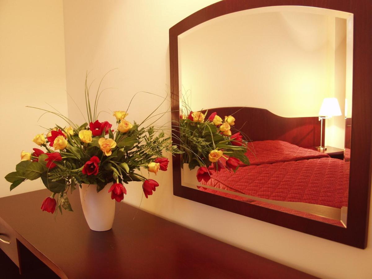 Matejko Hotel Краков Экстерьер фото